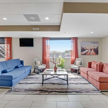 Quality Inn Dalton Exterior photo