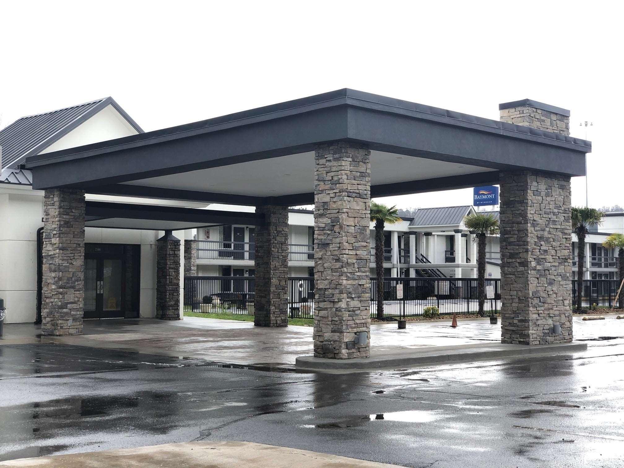 Quality Inn Dalton Exterior photo