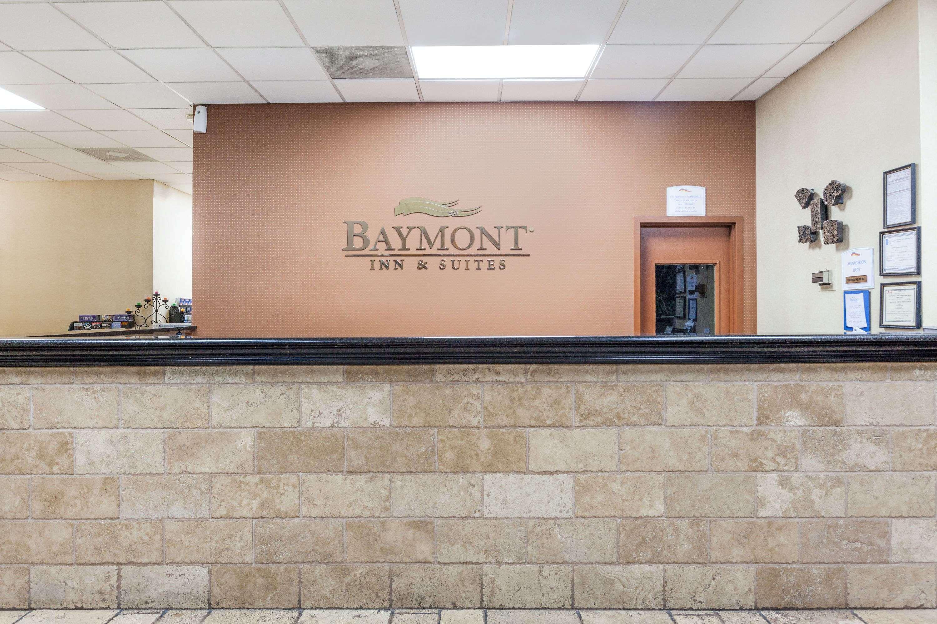 Quality Inn Dalton Exterior photo